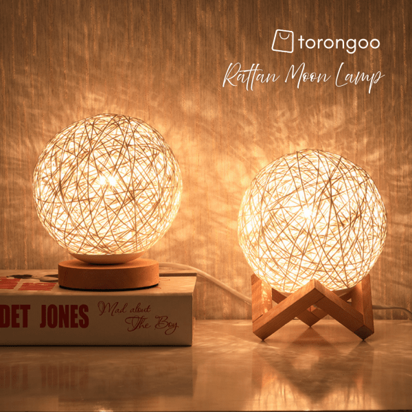 Aesthetic Rattan Moon Lamp – Woven Ball Night Light